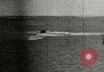 Standbild Polar Bear Jagd Herschel Island Arktischen Ozean, 1915, aus Sekunde 20 historischem Filmmaterial Videoclip 65675020856