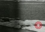 Standbild Polar Bear Jagd Herschel Island Arktischen Ozean, 1915, aus Sekunde 46 historischem Filmmaterial Videoclip 65675020856