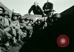 Image légionnaires français des Affaires étrangères en Afrique du Nord, 1944, de la seconde 60 séquences d'archives historiques vidéo 65675020876