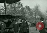 Immagine di Presidente Woodrow Wilson ispeziona aerei bombardieri Washington DC Bolling Field USA, 1918, secondo 55 filmato di repertorio 65675020880