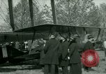 Immagine di Presidente Woodrow Wilson ispeziona aerei bombardieri Washington DC Bolling Field USA, 1918, secondo 61 filmato di repertorio 65675020880