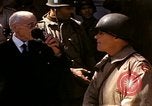 Immagine di Bandiera cerimonia di presentazione Cherbourg Normandia Francia, 1944, secondo 8 filmato di repertorio 65675020906