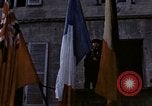Immagine di Bandiera cerimonia di presentazione Cherbourg Normandia Francia, 1944, secondo 16 filmato di repertorio 65675020906