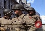 Immagine di Bandiera cerimonia di presentazione Cherbourg Normandia Francia, 1944, secondo 22 filmato di repertorio 65675020906