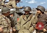 Immagine di Bandiera cerimonia di presentazione Cherbourg Normandia Francia, 1944, secondo 32 filmato di repertorio 65675020906