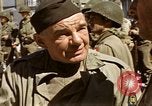 Immagine di Bandiera cerimonia di presentazione Cherbourg Normandia Francia, 1944, secondo 51 filmato di repertorio 65675020906