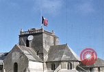Standbild Fischerdorf Barfleur Frankreich, 1944, aus Sekunde 7 historischem Filmmaterial Videoclip 65675020908