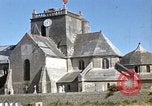 Standbild Fischerdorf Barfleur Frankreich, 1944, aus Sekunde 10 historischem Filmmaterial Videoclip 65675020908