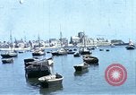 Standbild Fischerdorf Barfleur Frankreich, 1944, aus Sekunde 12 historischem Filmmaterial Videoclip 65675020908