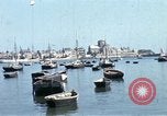 Standbild Fischerdorf Barfleur Frankreich, 1944, aus Sekunde 16 historischem Filmmaterial Videoclip 65675020908