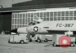 Standbild F-102A United States USA, 1960, aus Sekunde 5 historischem Filmmaterial Videoclip 65675020952