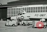 Standbild F-102A United States USA, 1960, aus Sekunde 8 historischem Filmmaterial Videoclip 65675020952