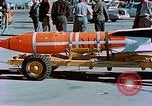 Standbild MB-1 Rakete Holloman Air Force Base New Mexico USA, 1956, aus Sekunde 55 historischem Filmmaterial Videoclip 65675020956