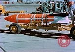 Standbild MB-1 Rakete Holloman Air Force Base New Mexico USA, 1956, aus Sekunde 59 historischem Filmmaterial Videoclip 65675020956