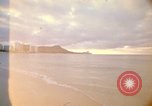 Standbild Royal Hawaiian Hotel Honolulu Hawaii USA, 1973, aus Sekunde 3 historischem Filmmaterial Videoclip 65675020961