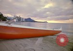 Standbild Royal Hawaiian Hotel Honolulu Hawaii USA, 1973, aus Sekunde 33 historischem Filmmaterial Videoclip 65675020961