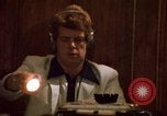 Standbild Menstruation Verordnung Konferenz Honolulu Hawaii USA, 1973, aus Sekunde 5 historischem Filmmaterial Videoclip 65675020962