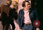 Standbild Männer und Frauen San Francisco California USA, 1967, aus Sekunde 5 historischem Filmmaterial Videoclip 65675020968