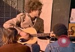 Standbild Männer und Frauen San Francisco California USA, 1967, aus Sekunde 23 historischem Filmmaterial Videoclip 65675020968
