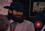 Standbild Männer und Frauen San Francisco California USA, 1967, aus Sekunde 46 historischem Filmmaterial Videoclip 65675020968