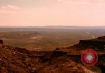 Image les collines et les montagnes de grès rouge Arizona United States USA, 1967, de la seconde 10 séquences d'archives historiques vidéo 65675020981