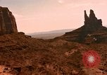 Image les collines et les montagnes de grès rouge Arizona United States USA, 1967, de la seconde 16 séquences d'archives historiques vidéo 65675020981