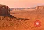 Image montagnes de grès rouge Arizona United States USA, 1967, de la seconde 18 séquences d'archives historiques vidéo 65675020982