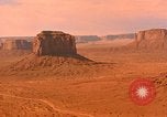 Image montagnes de grès rouge Arizona United States USA, 1967, de la seconde 27 séquences d'archives historiques vidéo 65675020982