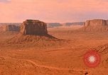 Image montagnes de grès rouge Arizona United States USA, 1967, de la seconde 28 séquences d'archives historiques vidéo 65675020982
