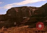 Image montagnes de grès rouge Arizona United States USA, 1973, de la seconde 16 séquences d'archives historiques vidéo 65675020984
