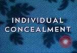 Image dissimulation individuels United States USA, 1942, de la seconde 24 séquences d'archives historiques vidéo 65675020985