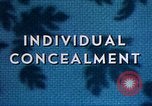 Image dissimulation individuels United States USA, 1942, de la seconde 25 séquences d'archives historiques vidéo 65675020985