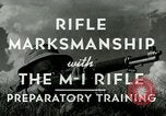 Image rifle marksmanship Formation United States USA, 1943, de la seconde 22 séquences d'archives historiques vidéo 65675020996