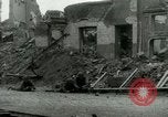 Standbild deutsche Soldaten Kapitulation in Koblenz während Zweiten Weltkrieg Koblenz Deutschland, 1945, aus Sekunde 29 historischem Filmmaterial Videoclip 65675020999