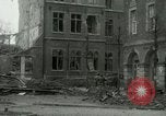 Standbild deutsche Soldaten Kapitulation in Koblenz während Zweiten Weltkrieg Koblenz Deutschland, 1945, aus Sekunde 38 historischem Filmmaterial Videoclip 65675020999