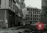 Immagine di Distruzione in Coblenz nella seconda guerra mondiale Koblenz Germania, 1945, secondo 4 filmato di repertorio 65675021000