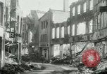 Immagine di Distruzione in Coblenz nella seconda guerra mondiale Koblenz Germania, 1945, secondo 12 filmato di repertorio 65675021000