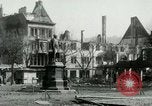 Immagine di Distruzione in Coblenz nella seconda guerra mondiale Koblenz Germania, 1945, secondo 34 filmato di repertorio 65675021000
