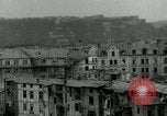 Immagine di Distruzione in Coblenz nella seconda guerra mondiale Koblenz Germania, 1945, secondo 47 filmato di repertorio 65675021000