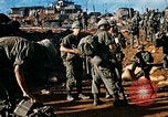 Standbild Nui Ba den Berg Assault Vietnam, 1970, aus Sekunde 32 historischem Filmmaterial Videoclip 65675021006
