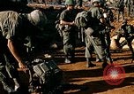 Standbild Nui Ba den Berg Assault Vietnam, 1970, aus Sekunde 35 historischem Filmmaterial Videoclip 65675021006
