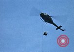 Standbild Nui Ba den Berg Assault Vietnam, 1970, aus Sekunde 29 historischem Filmmaterial Videoclip 65675021008
