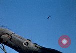 Standbild Nui Ba den Berg Assault Vietnam, 1970, aus Sekunde 16 historischem Filmmaterial Videoclip 65675021009