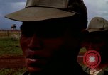 Immagine di La quarta divisione di fanteria indottrinamento Il Vietnam, 1967, secondo 27 filmato di repertorio 65675021016