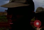 Immagine di La quarta divisione di fanteria indottrinamento Il Vietnam, 1967, secondo 28 filmato di repertorio 65675021016