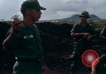 Standbild 4 Infanterie Division Indoktrination Camp Enari Vietnam, 1967, aus Sekunde 15 historischem Filmmaterial Videoclip 65675021018