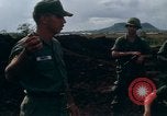 Standbild 4 Infanterie Division Indoktrination Camp Enari Vietnam, 1967, aus Sekunde 16 historischem Filmmaterial Videoclip 65675021018