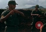 Standbild 4 Infanterie Division Indoktrination Camp Enari Vietnam, 1967, aus Sekunde 22 historischem Filmmaterial Videoclip 65675021018