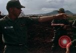 Standbild 4 Infanterie Division Indoktrination Camp Enari Vietnam, 1967, aus Sekunde 32 historischem Filmmaterial Videoclip 65675021018