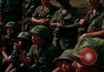 Standbild 4 Infanterie Division Indoktrination Camp Enari Vietnam, 1967, aus Sekunde 38 historischem Filmmaterial Videoclip 65675021018